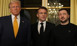 Ông Trump 'đá quả bóng Ukraine' sang sân châu Âu