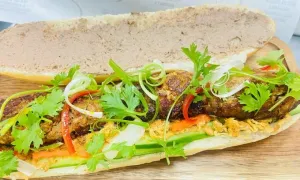 Bánh mì cừu - món Việt chinh phục khách Trung Đông Bánh mì cừu - món Việt chinh phục khách Trung Đông