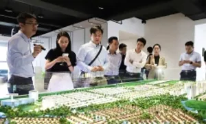 Chủ đầu tư bất động sản đua nhau bung hàng Chủ đầu tư bất động sản đua nhau bung hàng
