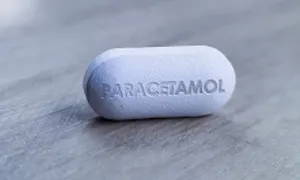 Suýt chết sau uống 20 viên paracetamol chữa đau đầu Suýt chết sau uống 20 viên paracetamol chữa đau đầu