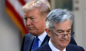 Ông Trump nói có thể thay đổi suy nghĩ về việc sa thải Chủ tịch Fed Ông Trump nói có thể thay đổi suy nghĩ về việc sa thải Chủ tịch Fed