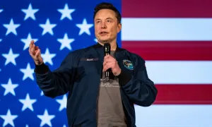 Quỹ đầu tư Tesla hoãn niêm yết vì Musk lập 'đảng Mỹ'