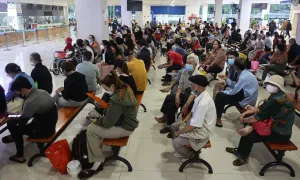 Lập nhiều đường dây nóng phản ánh 'vẽ bệnh, moi tiền' ở TP HCM Lập nhiều đường dây nóng phản ánh 'vẽ bệnh, moi tiền' ở TP HCM