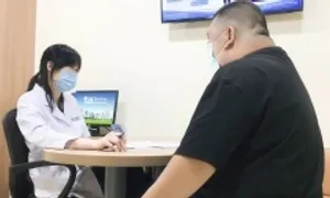 Người đàn ông nặng 120 kg mắc đa bệnh lý Người đàn ông nặng 120 kg mắc đa bệnh lý