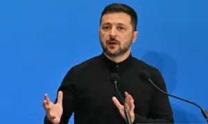 Ông Zelensky đặt mục tiêu về sản xuất vũ khí cho chính phủ mới Ông Zelensky đặt mục tiêu về sản xuất vũ khí cho chính phủ mới