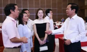 Lãnh đạo Cần Thơ đối thoại gỡ vướng thủ tục cho doanh nghiệp Lãnh đạo Cần Thơ đối thoại gỡ vướng thủ tục cho doanh nghiệp