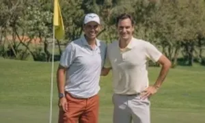 Federer chơi golf cùng Nadal Federer chơi golf cùng Nadal