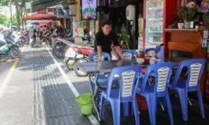 TP HCM dừng thu phí vỉa hè, xây dựng đề án quản lý mới TP HCM dừng thu phí vỉa hè, xây dựng đề án quản lý mới