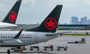 Hãng hàng không quốc gia Canada sẽ ngừng hầu hết chuyến bay vì đình công Hãng hàng không quốc gia Canada sẽ ngừng hầu hết chuyến bay vì đình công