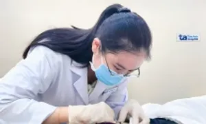 Trị sẹo lồi sau sinh mổ Trị sẹo lồi sau sinh mổ